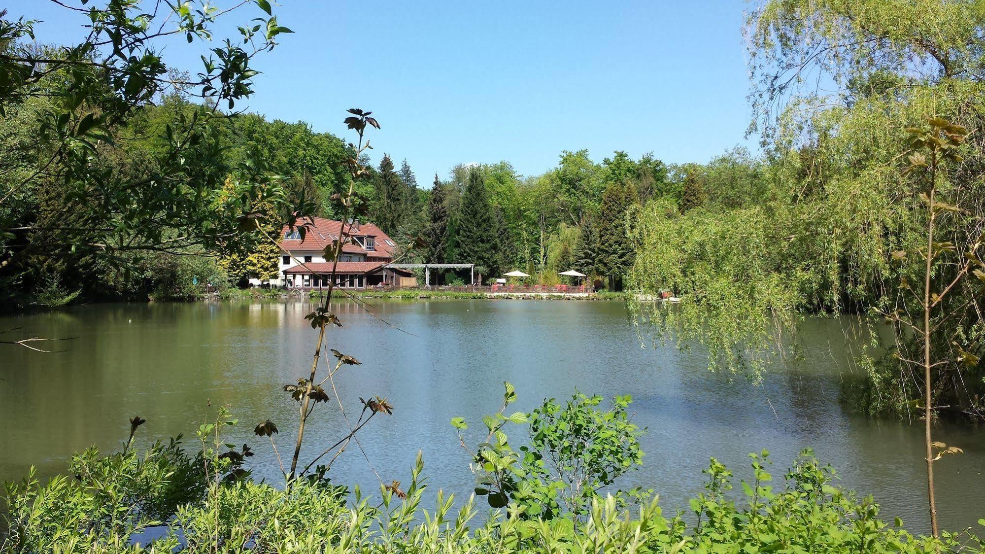 Waldhotel Zur Holzmuhle Eldagsen Exterior foto